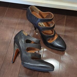 𝅺lanvin Strappy Leather Heels